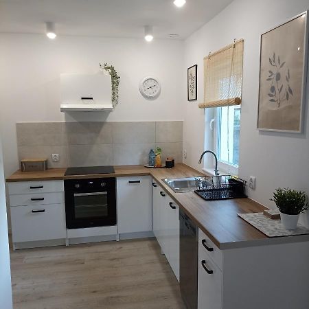 Apartament Pod Bzem Пуцьк Екстер'єр фото