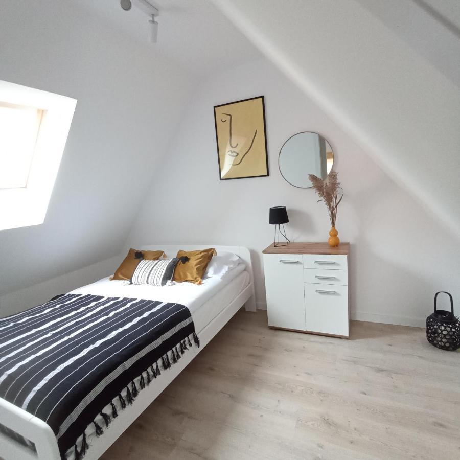 Apartament Pod Bzem Пуцьк Екстер'єр фото